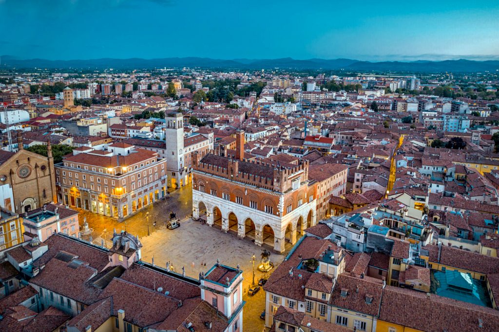 Piacenza Piacenza Piazza Cavalli II 1024x682