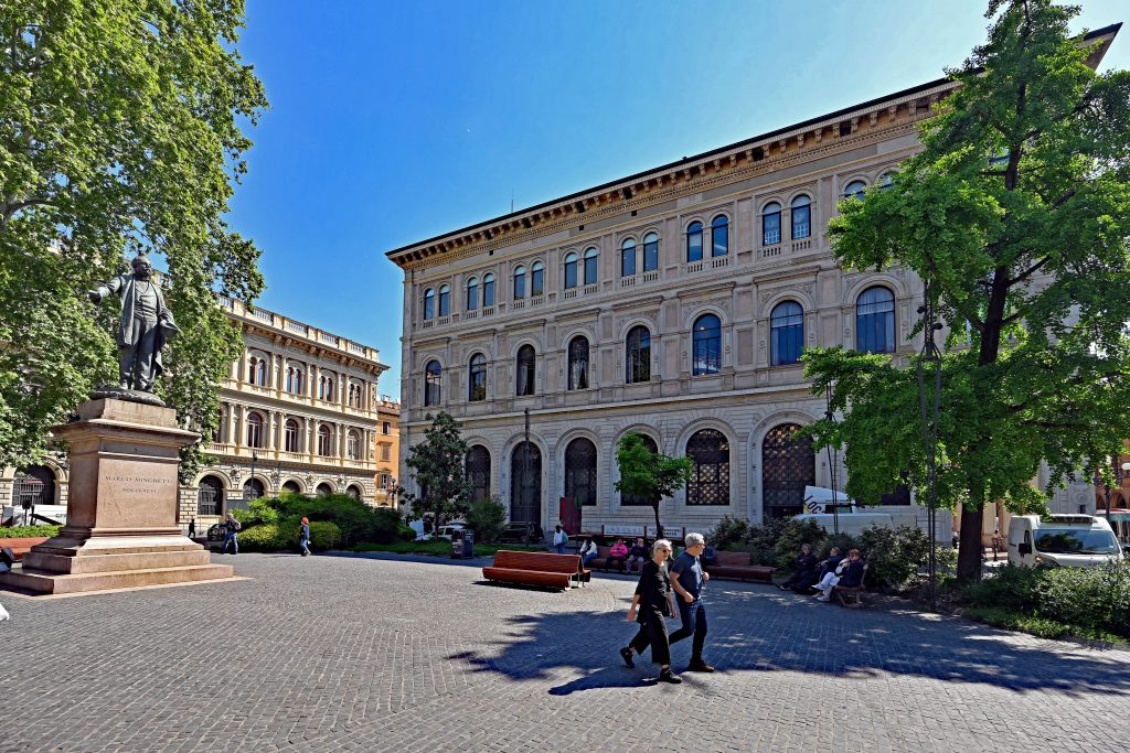 dsc 3555 piazza minghetti
