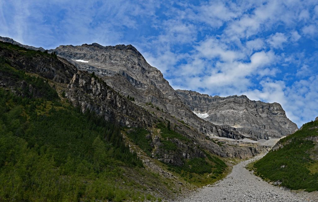 Plain of Six Glaciers dsc 4632 mount aberdeen 1