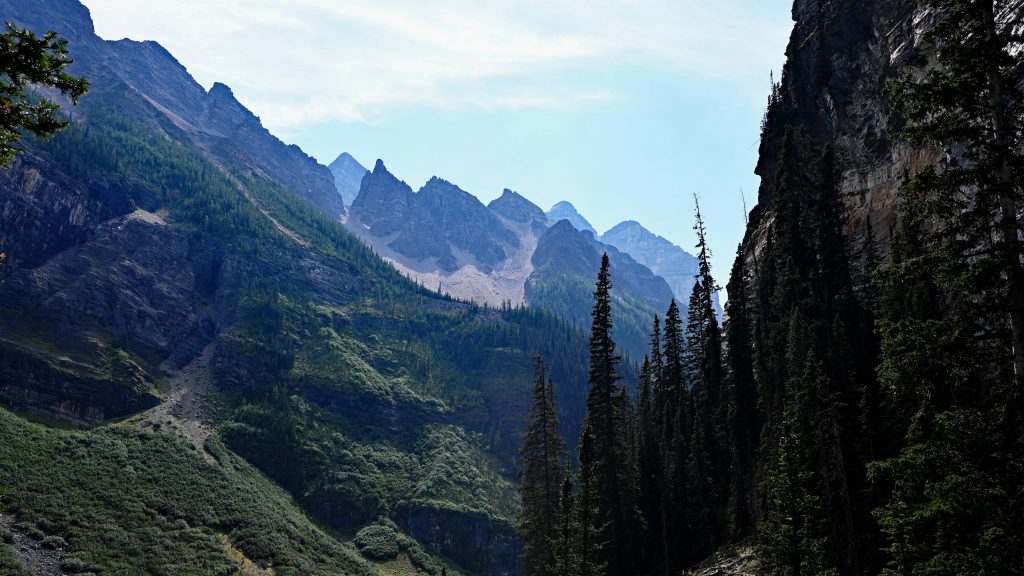 Plain of Six Glaciers dsc 4638 1