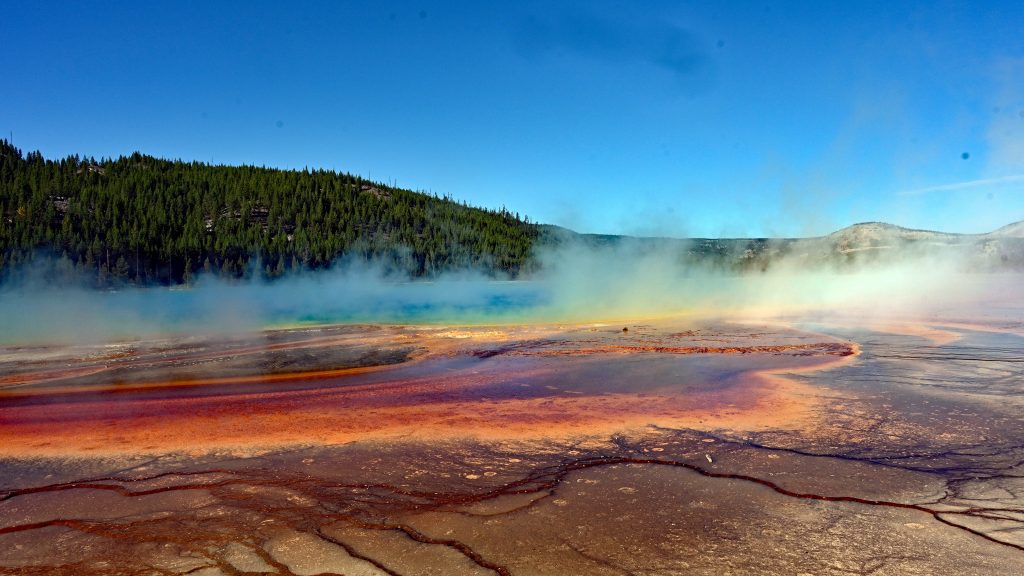 Grand Prismatic Spring & Old Faithful dsc 5494 1