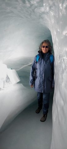 Hania im Eisstollen 20230813 hania