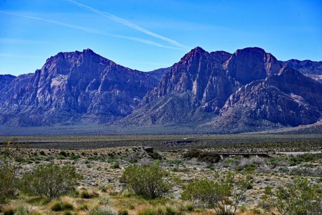 rainbow mountain und bridge mountain