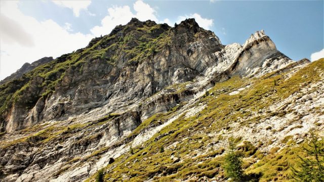 Am Passo Campolungo mit Blick auf den Pizzo del Prévat dscf0624