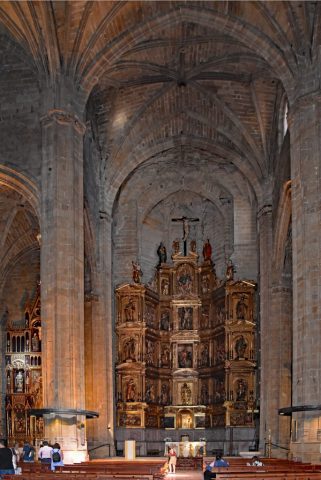 Der Renaissance-Altar von San Vicente - Ein Meisterwerk aus Gold und Holz dsc 1257