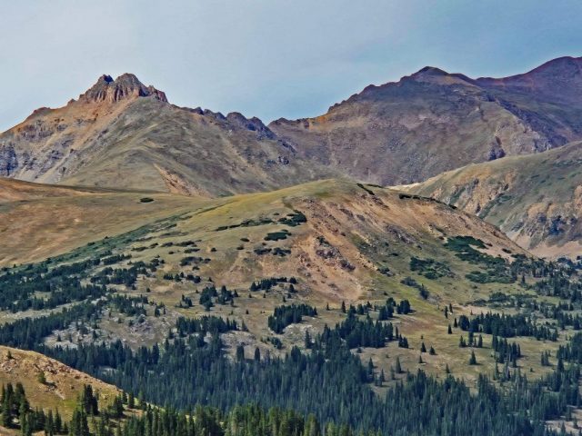 Farbintensives Tundra-Panorama im dramatischen Smartphone-Look 20260822 151103