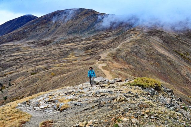 Wanderung auf dem Grat des West Ridge Trails nz7 9608